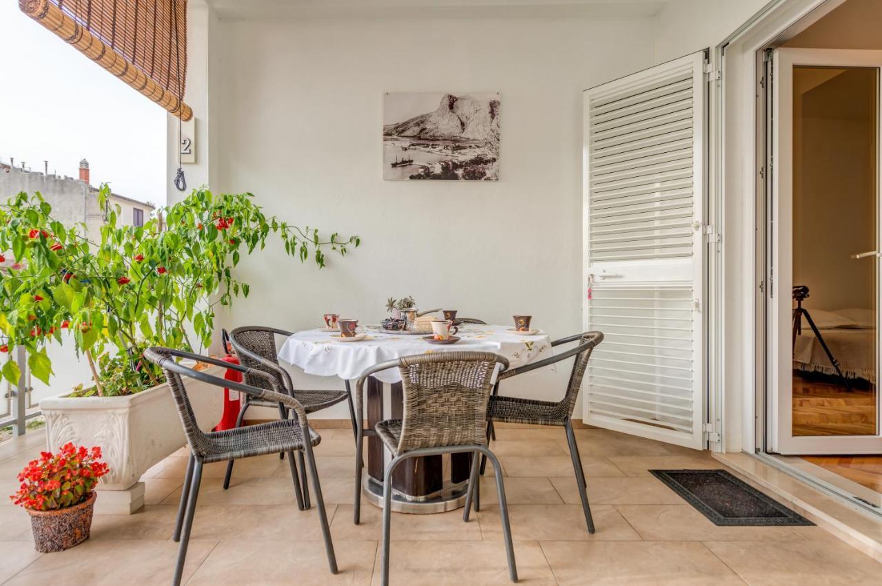 Nemira Beach Getaway Omis Exterior photo