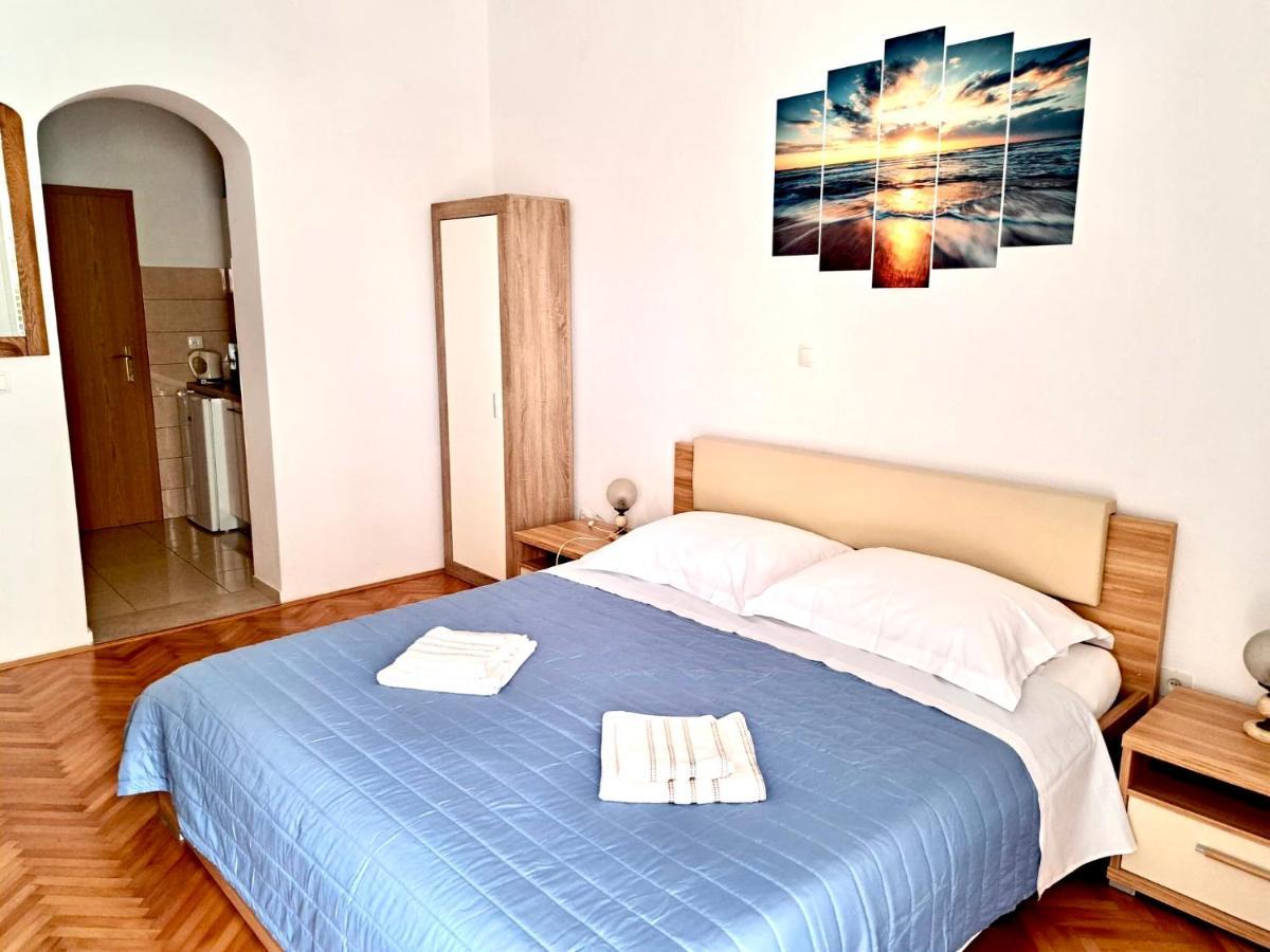 Nemira Beach Getaway Omis Exterior photo